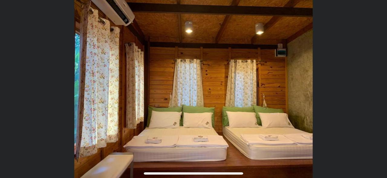 Nung Ni Bang Khon Thi Resort Amphawa Exteriör bild