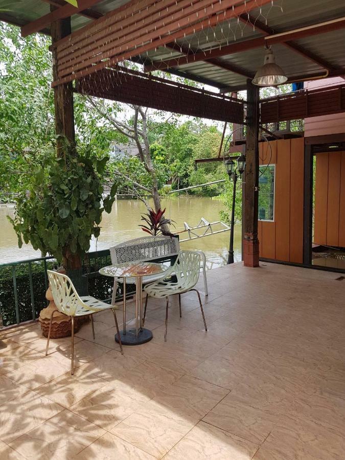 Nung Ni Bang Khon Thi Resort Amphawa Exteriör bild
