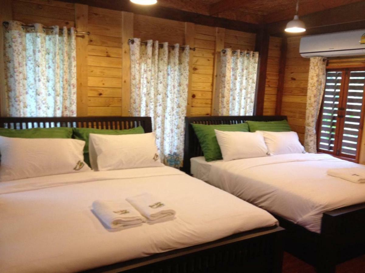 Nung Ni Bang Khon Thi Resort Amphawa Exteriör bild